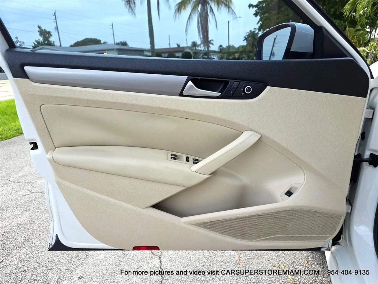 Volkswagen Passat  2015