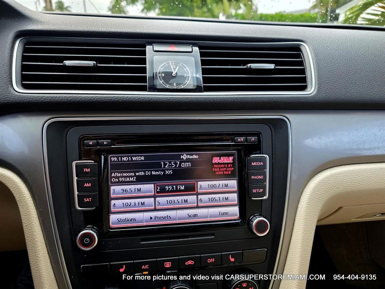 Volkswagen Passat  2015