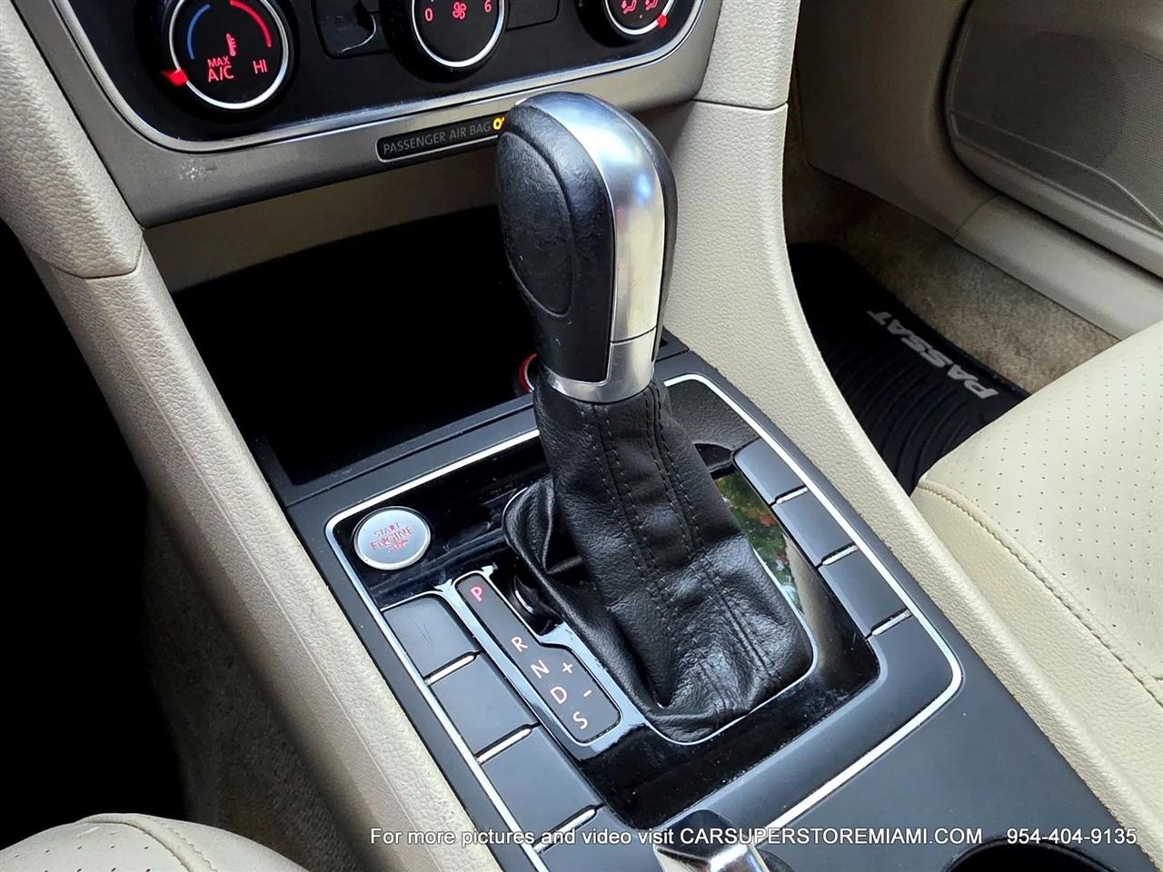 Volkswagen Passat  2015