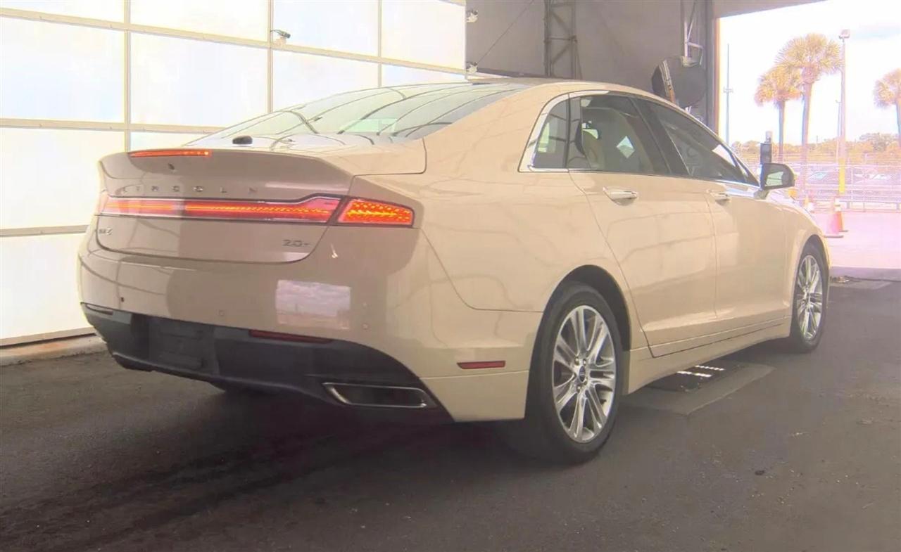 Lincoln MKZ Hybrid  2014
