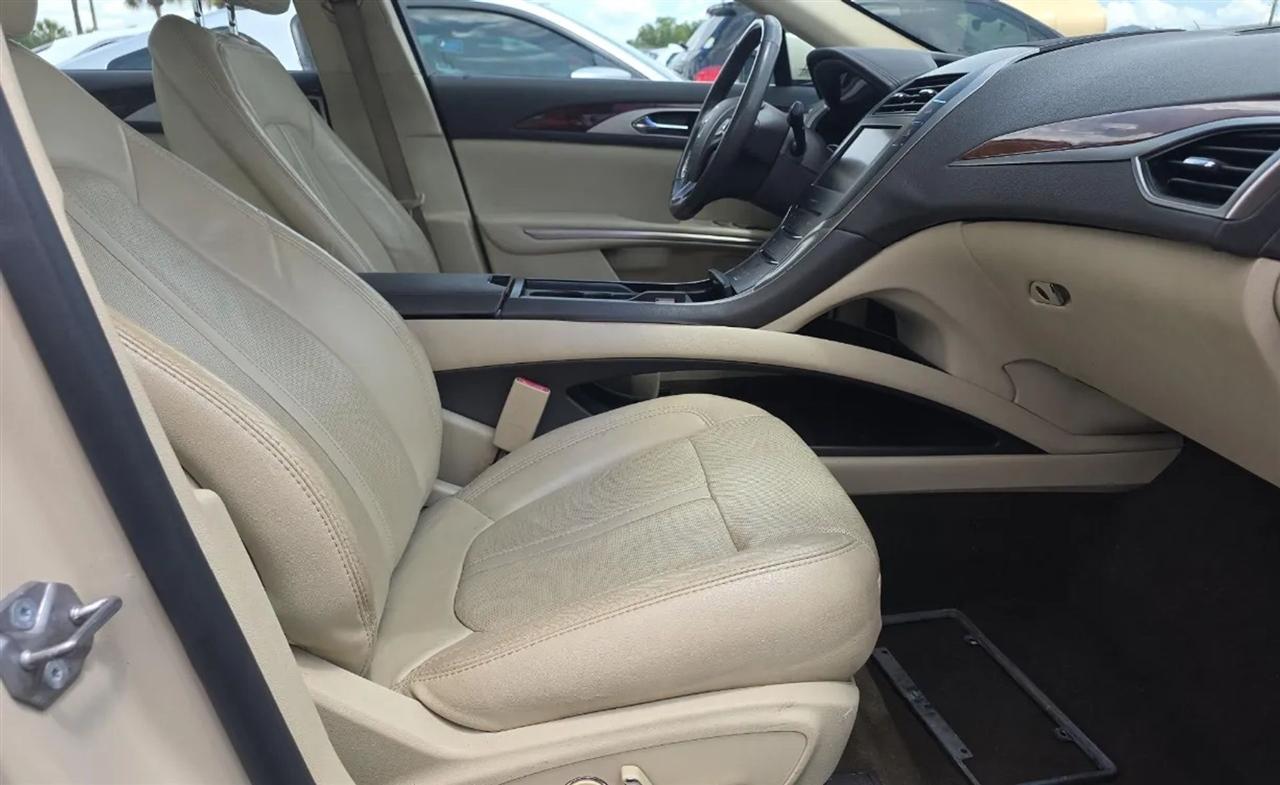 Lincoln MKZ Hybrid  2014