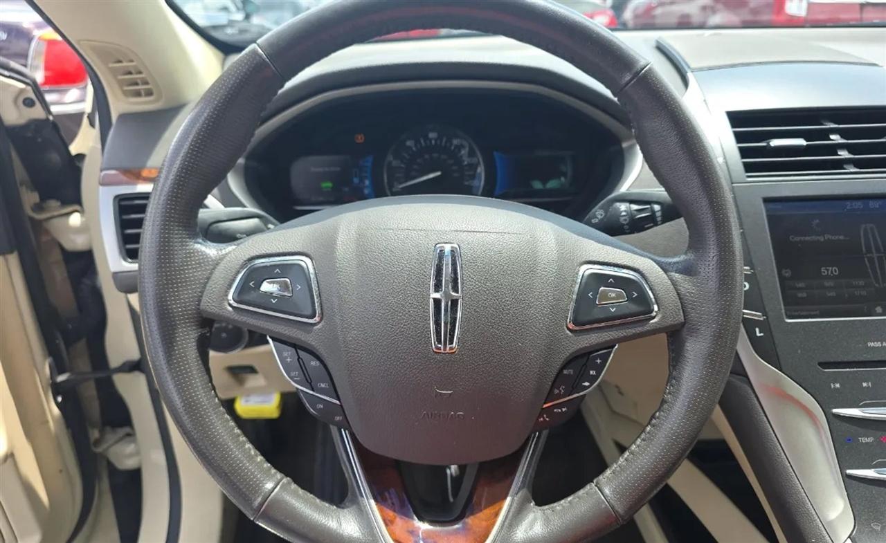 Lincoln MKZ Hybrid  2014