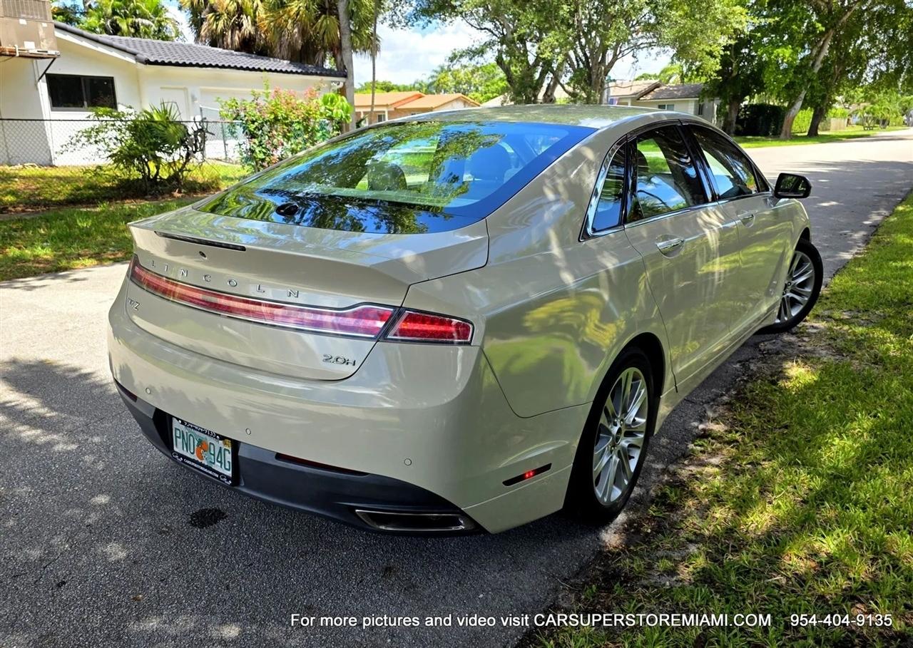 Lincoln MKZ Hybrid  2014
