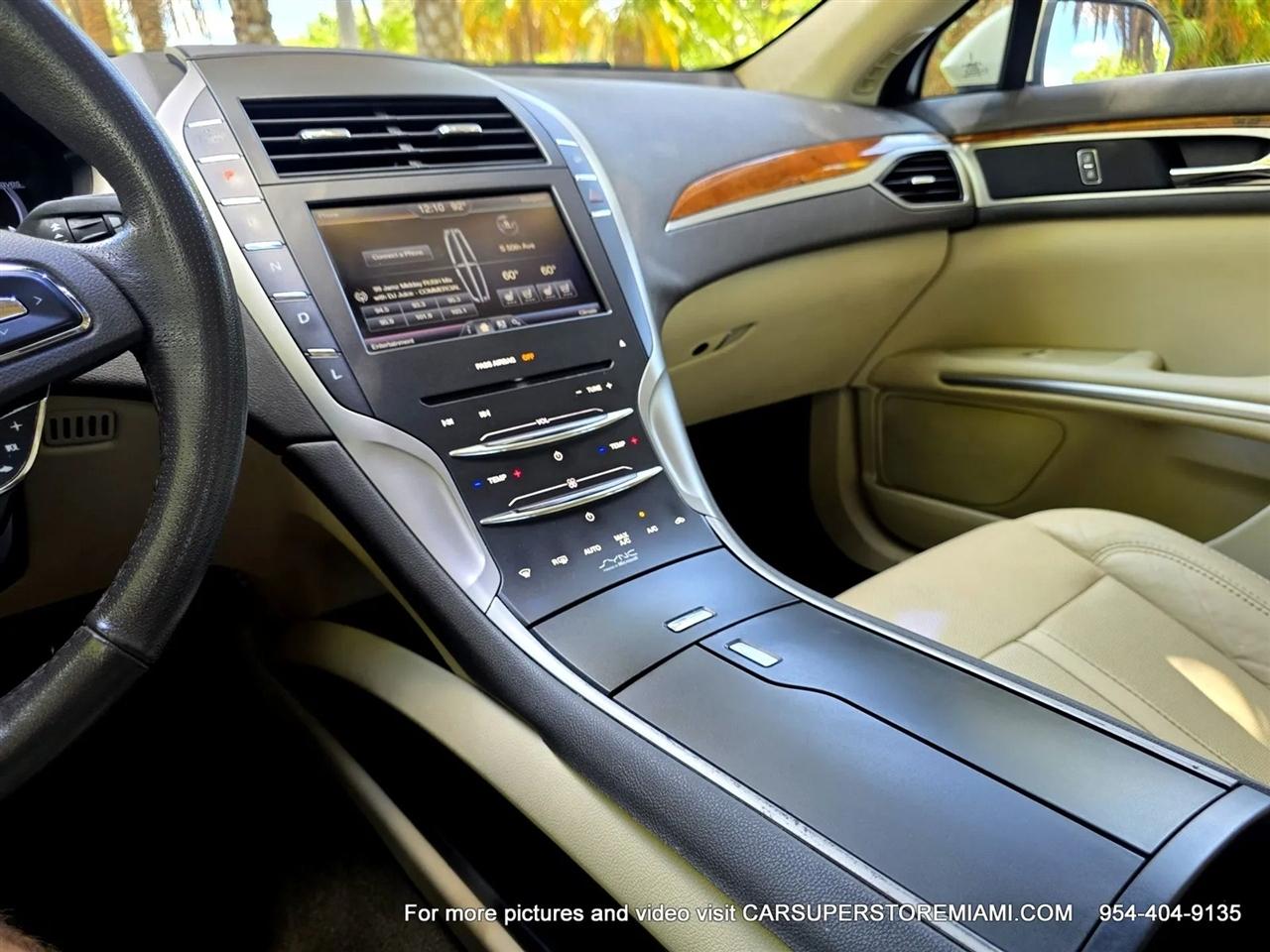 Lincoln MKZ Hybrid  2014