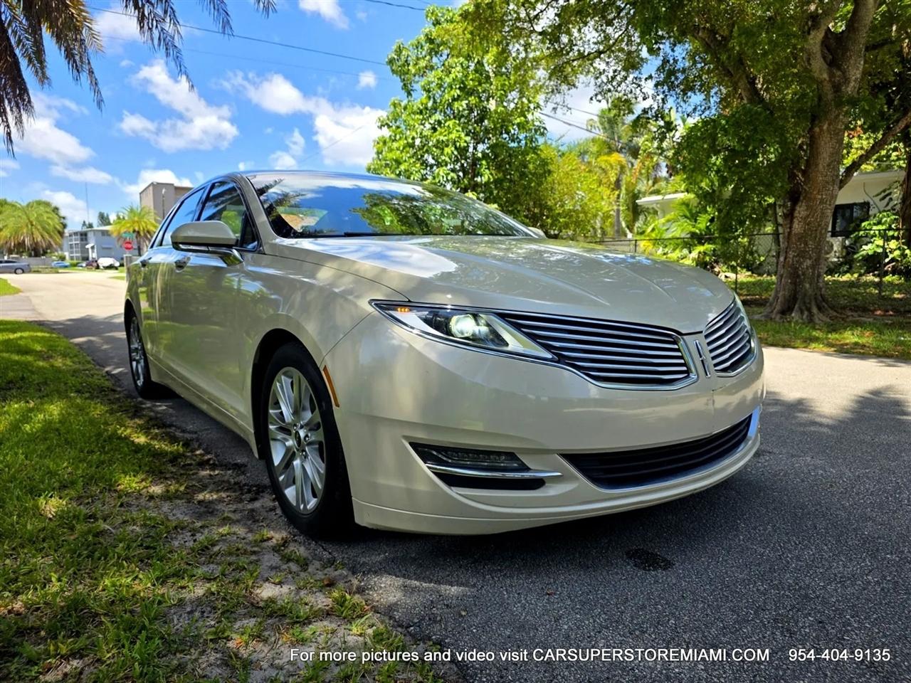 Lincoln MKZ Hybrid  2014
