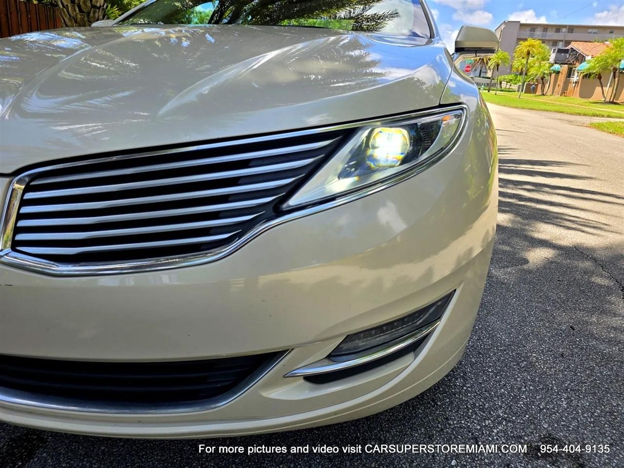 Lincoln MKZ Hybrid  2014