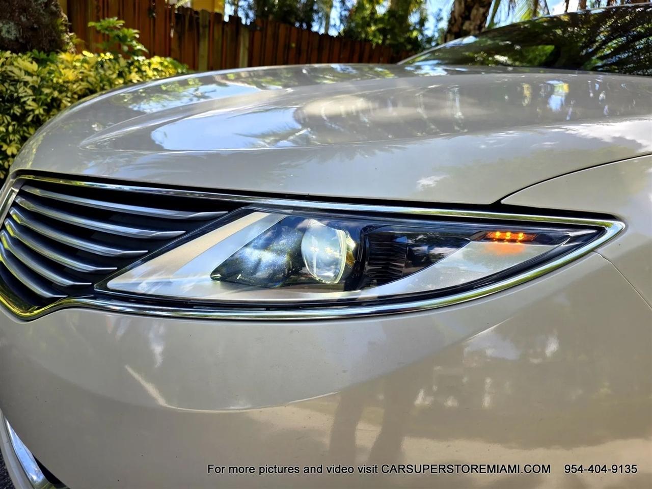 Lincoln MKZ Hybrid  2014