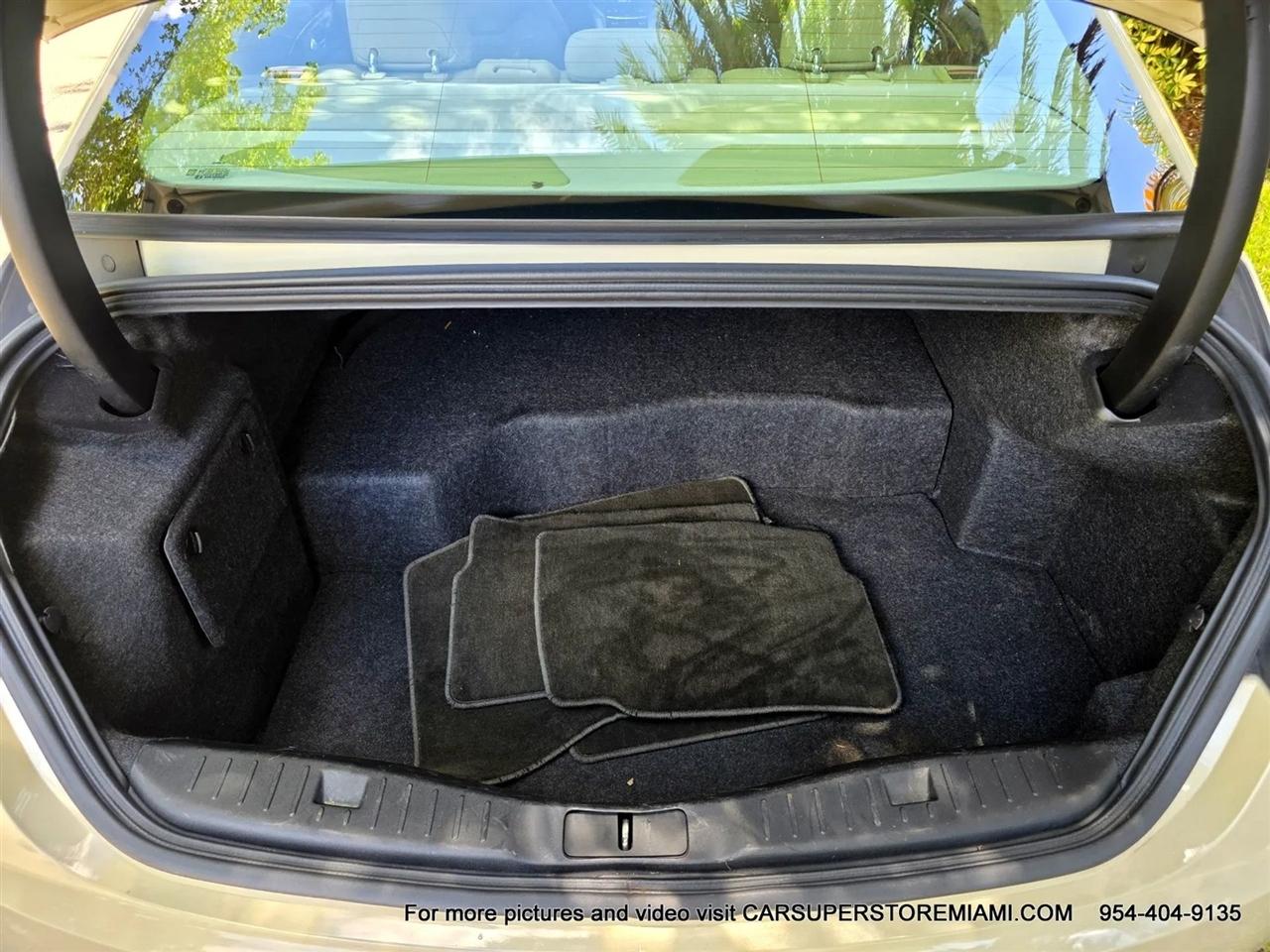 Lincoln MKZ Hybrid  2014