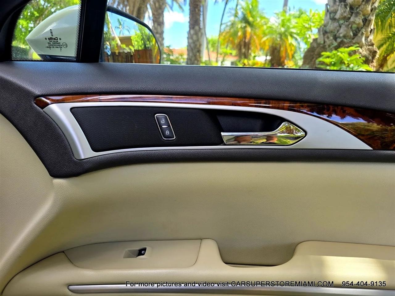 Lincoln MKZ Hybrid  2014