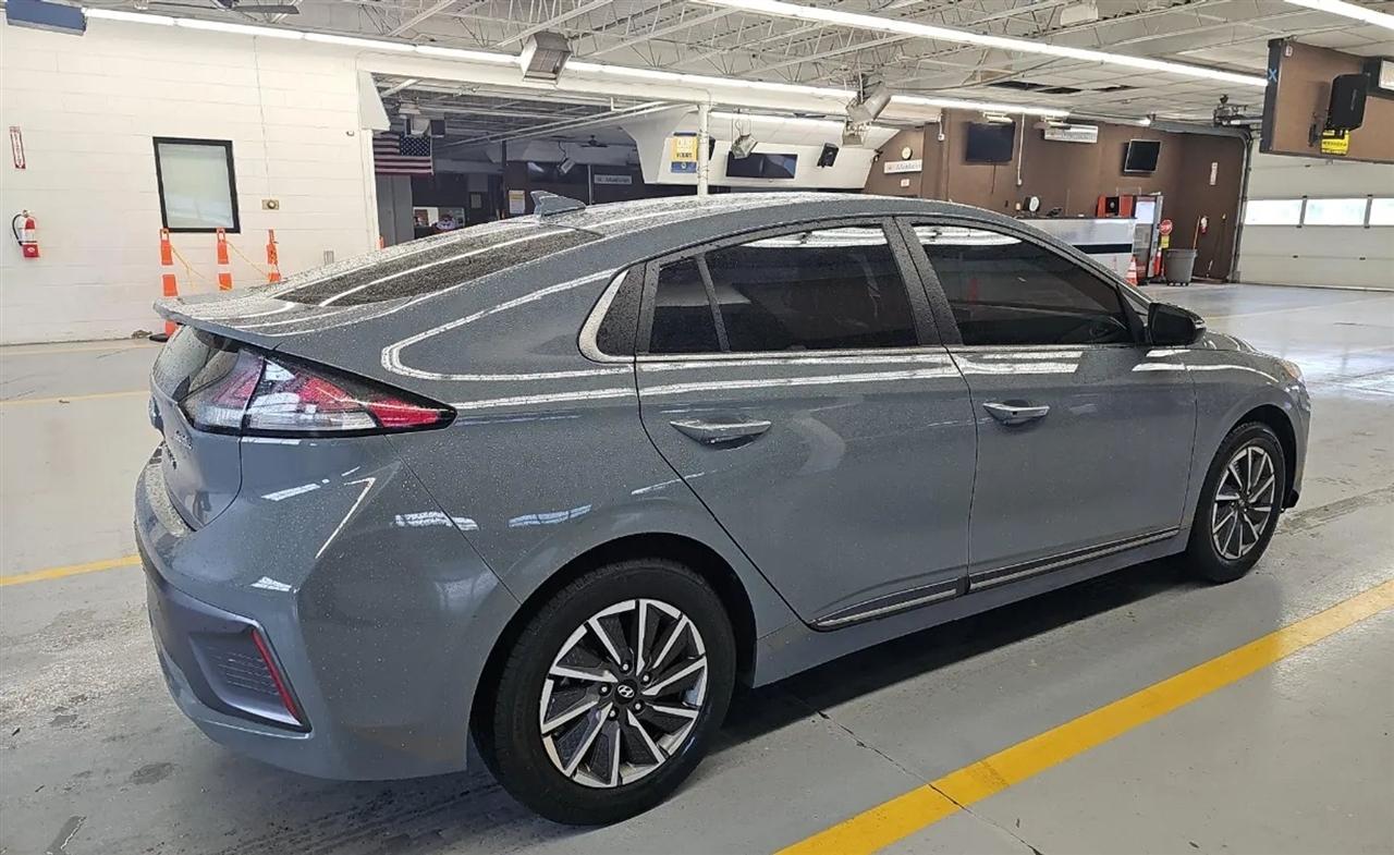 Hyundai Ioniq Electric  2021