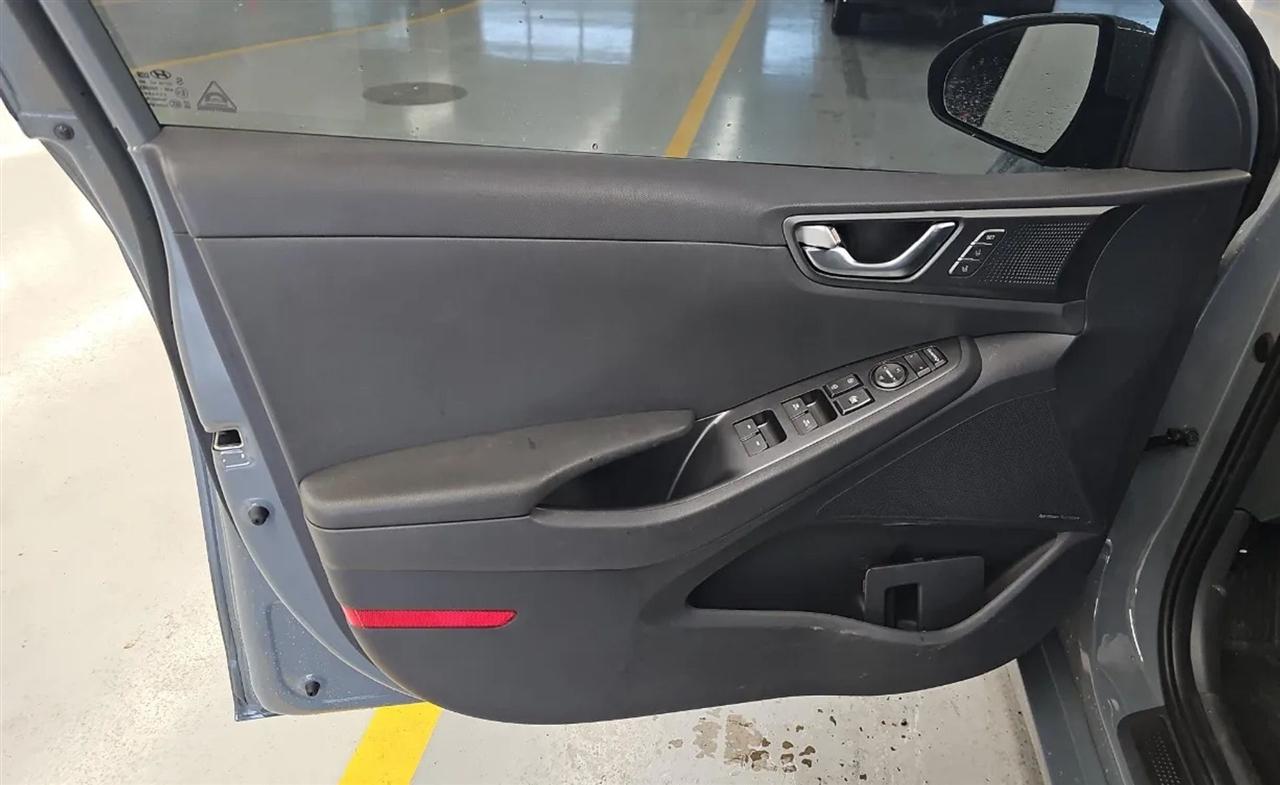 Hyundai Ioniq Electric  2021