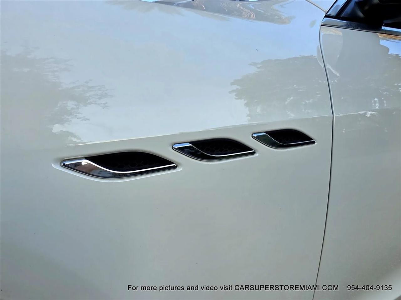 Maserati Ghibli  2016