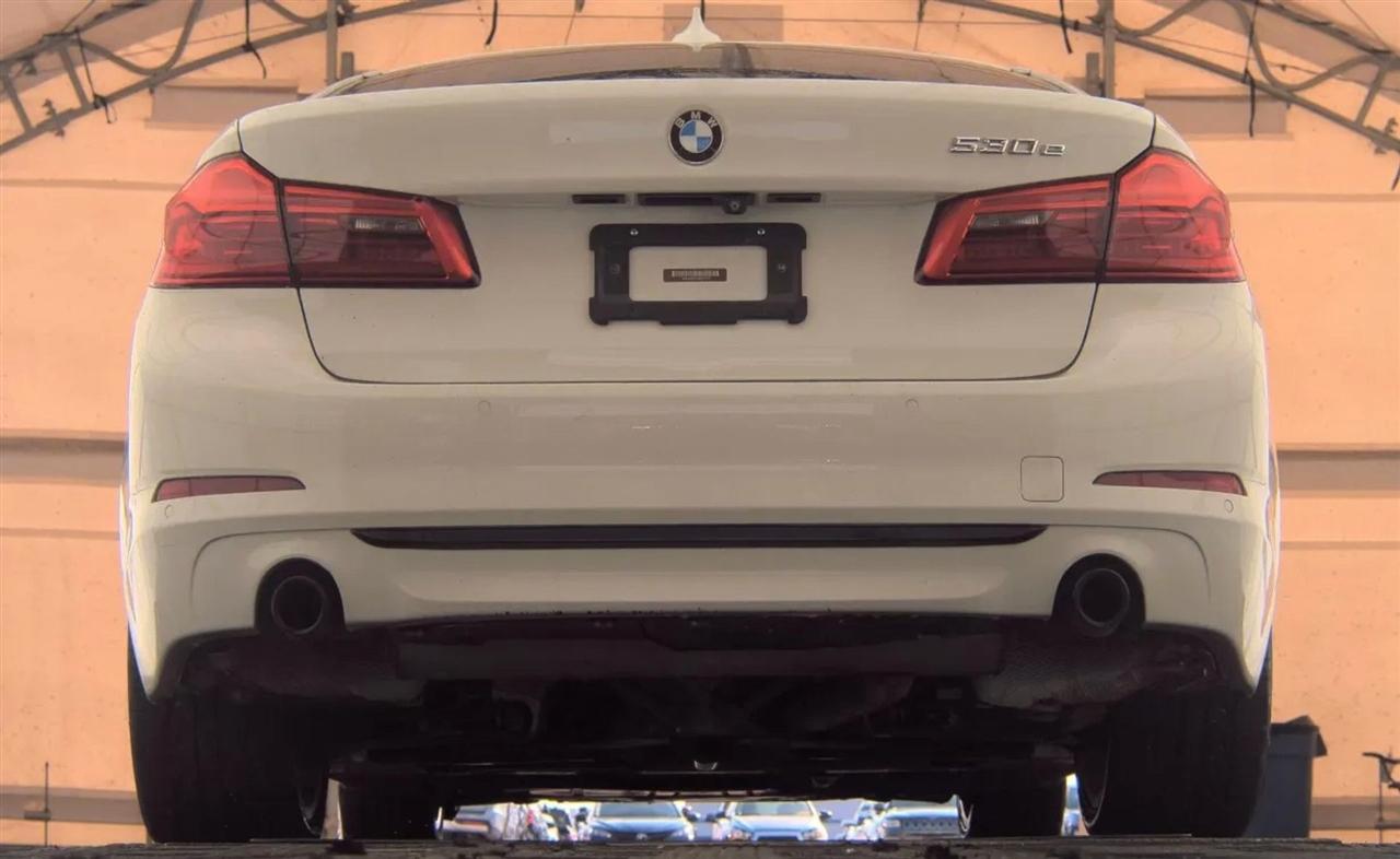 BMW 5-Series  2018