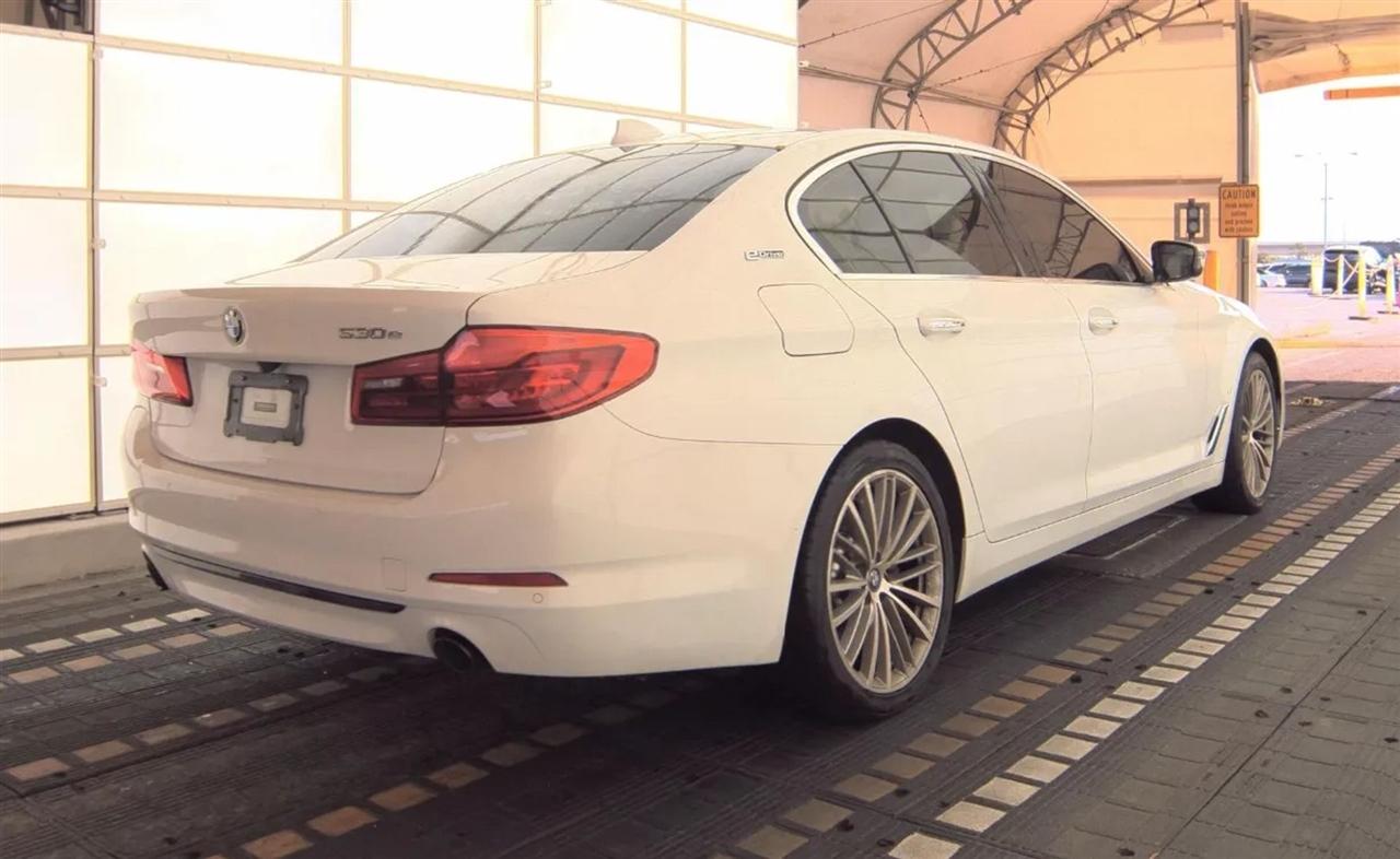 BMW 5-Series  2018