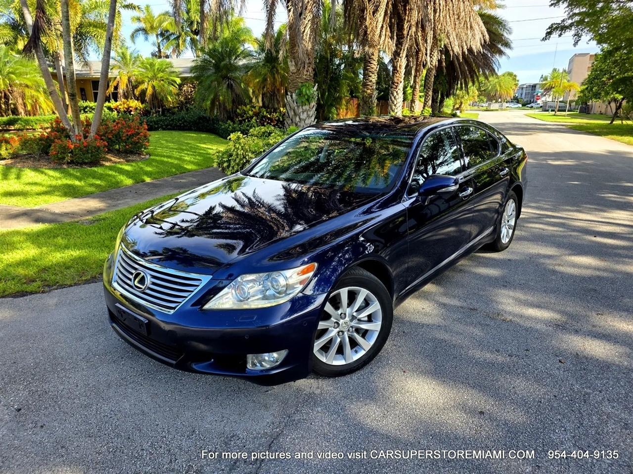 Lexus LS 460  2010