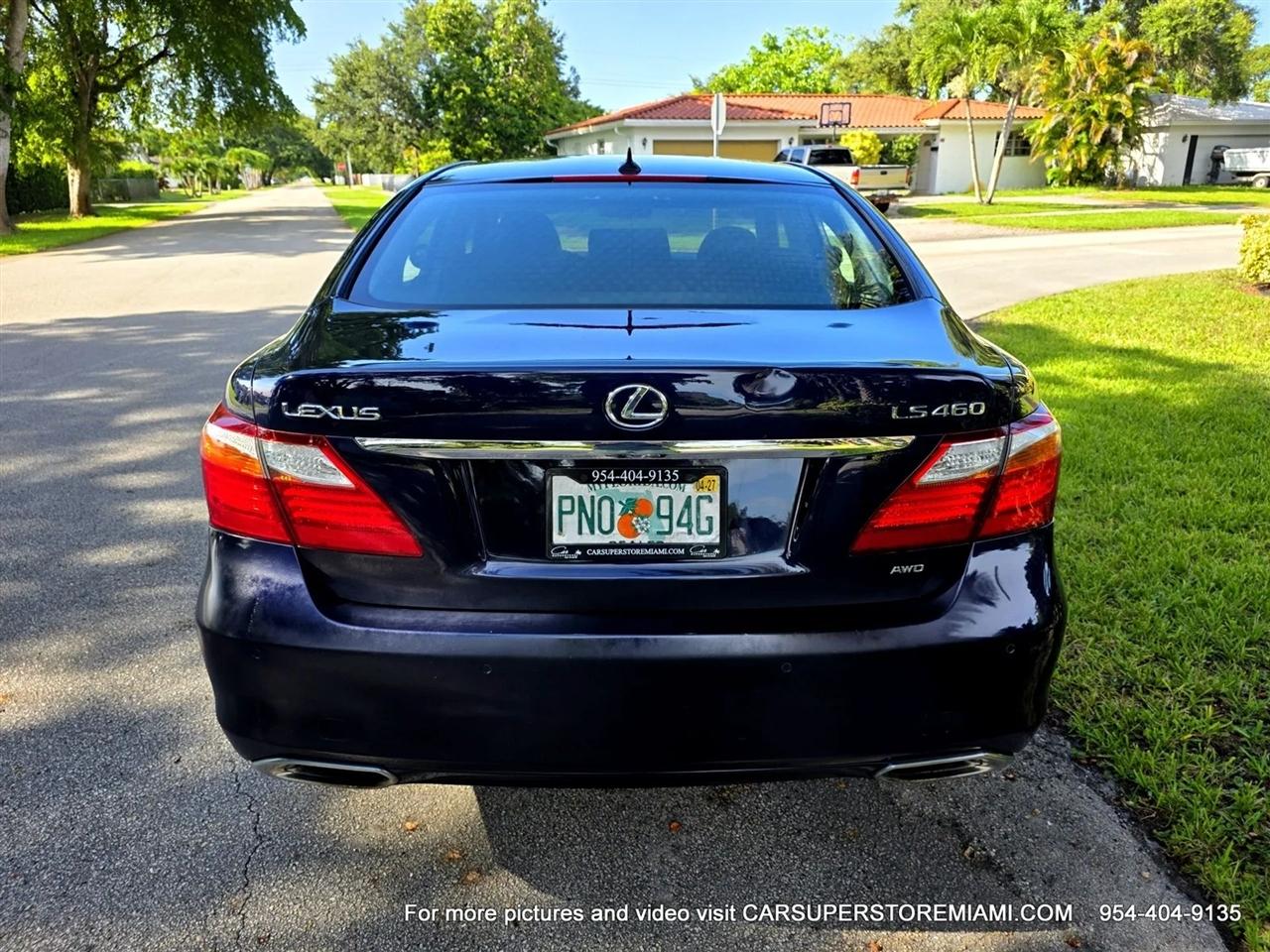 Lexus LS 460  2010