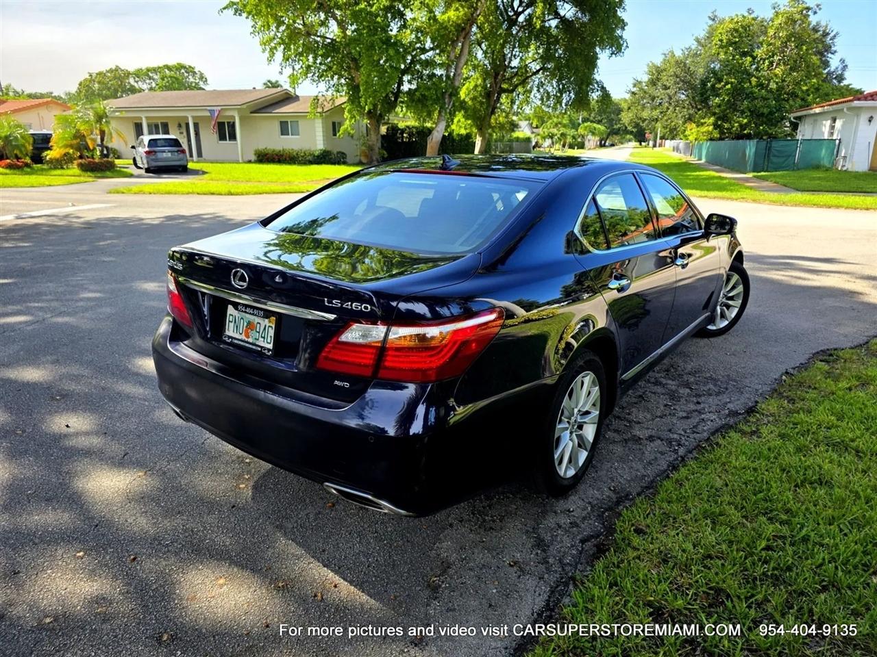 Lexus LS 460  2010