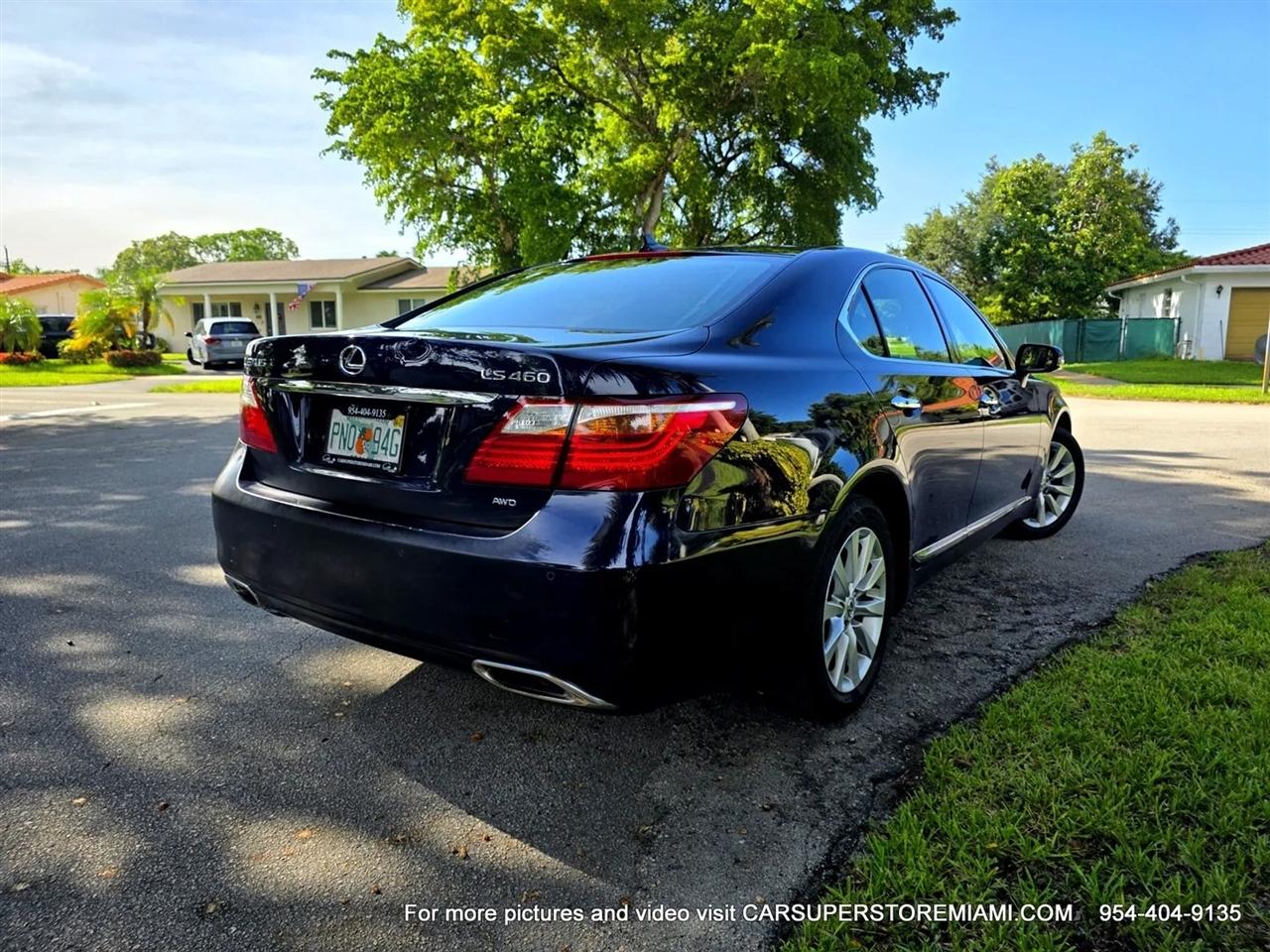 Lexus LS 460  2010
