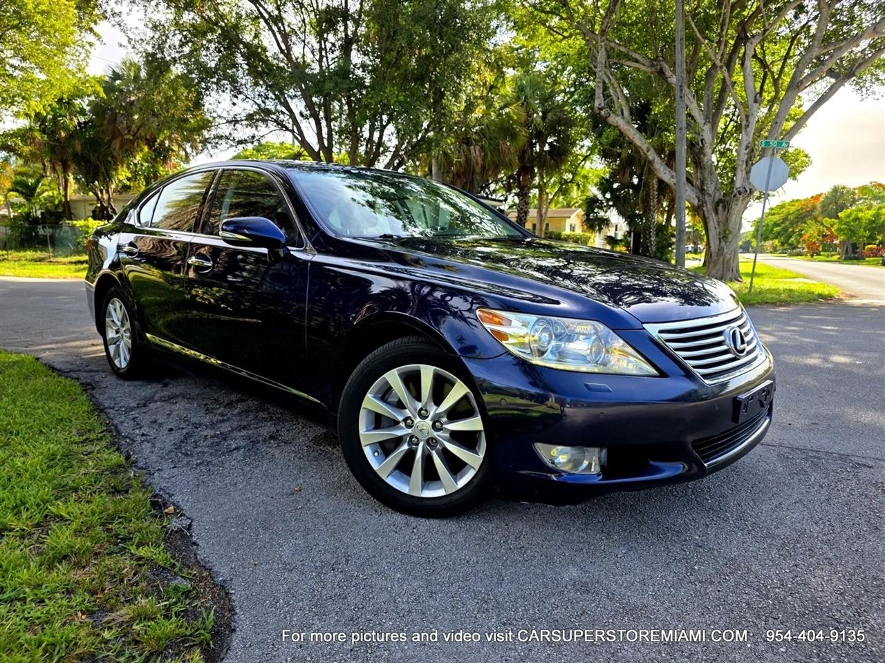 Lexus LS 460  2010
