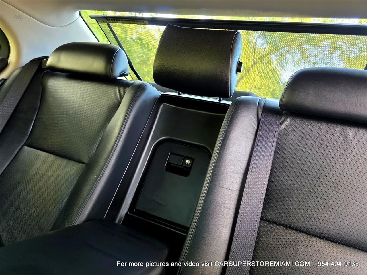 Lexus LS 460  2010
