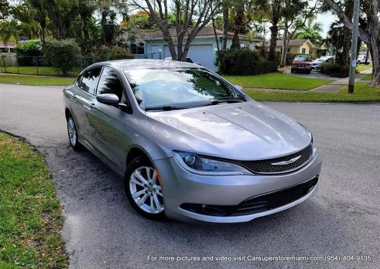 Chrysler 200  2015