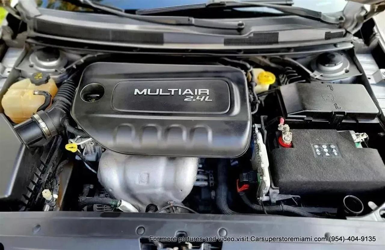 Chrysler 200  2015