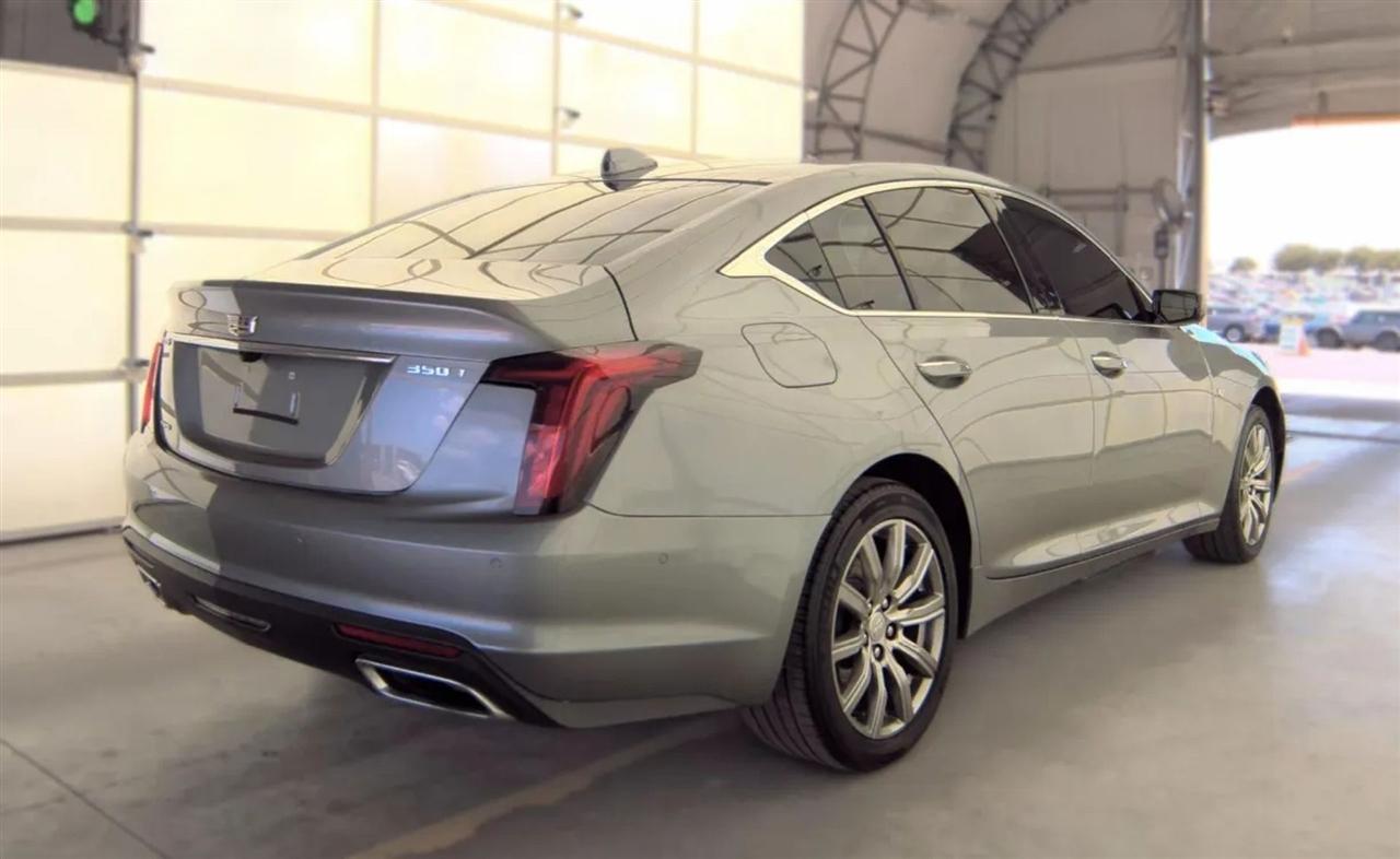Cadillac CT5  2024
