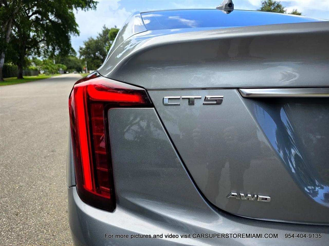 Cadillac CT5  2024