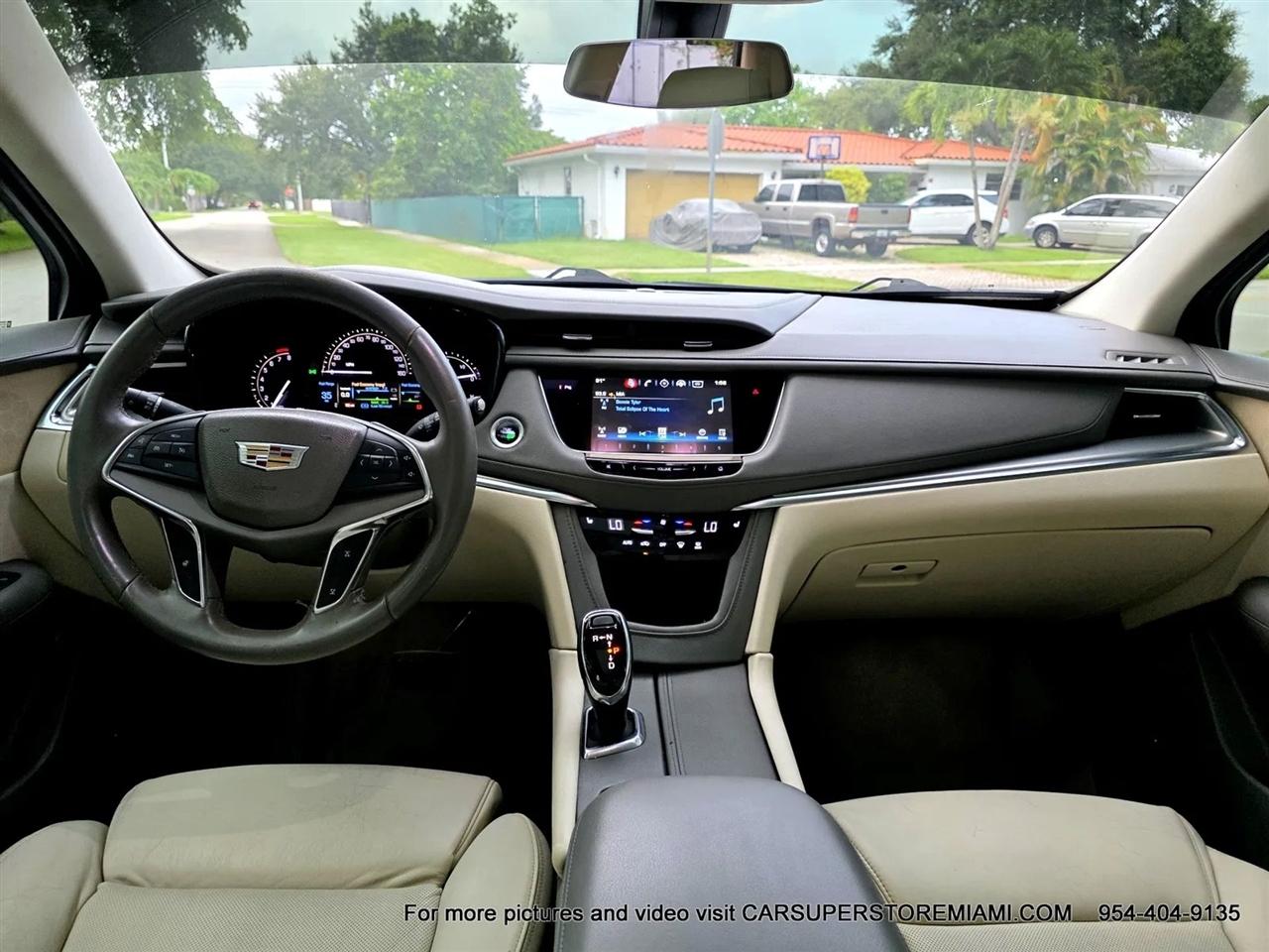 Cadillac XT5  2017