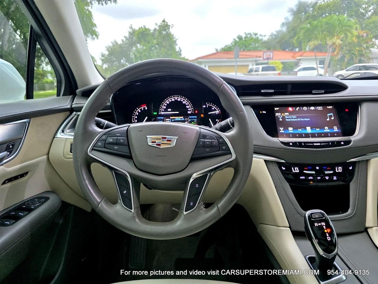 Cadillac XT5  2017