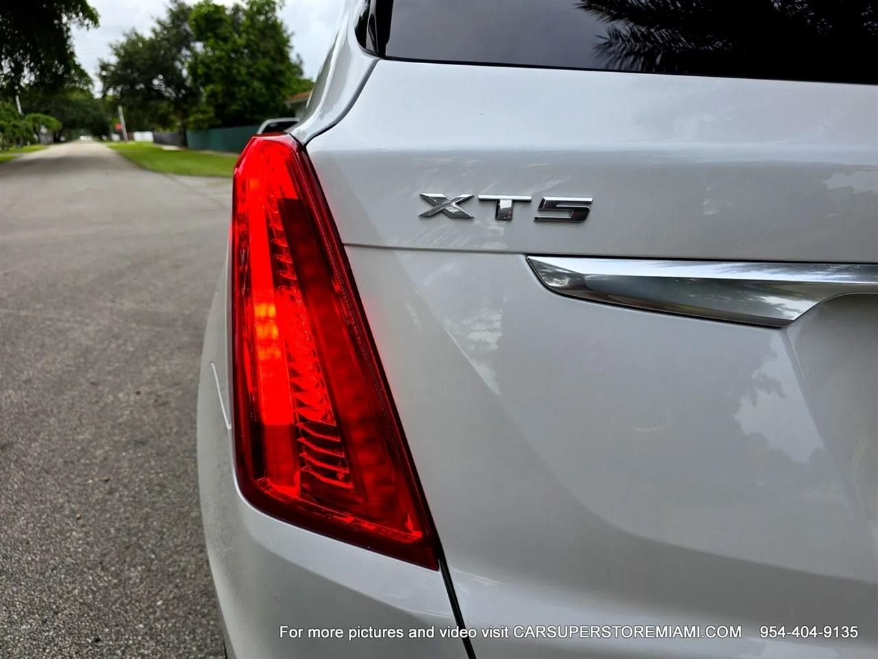 Cadillac XT5  2017