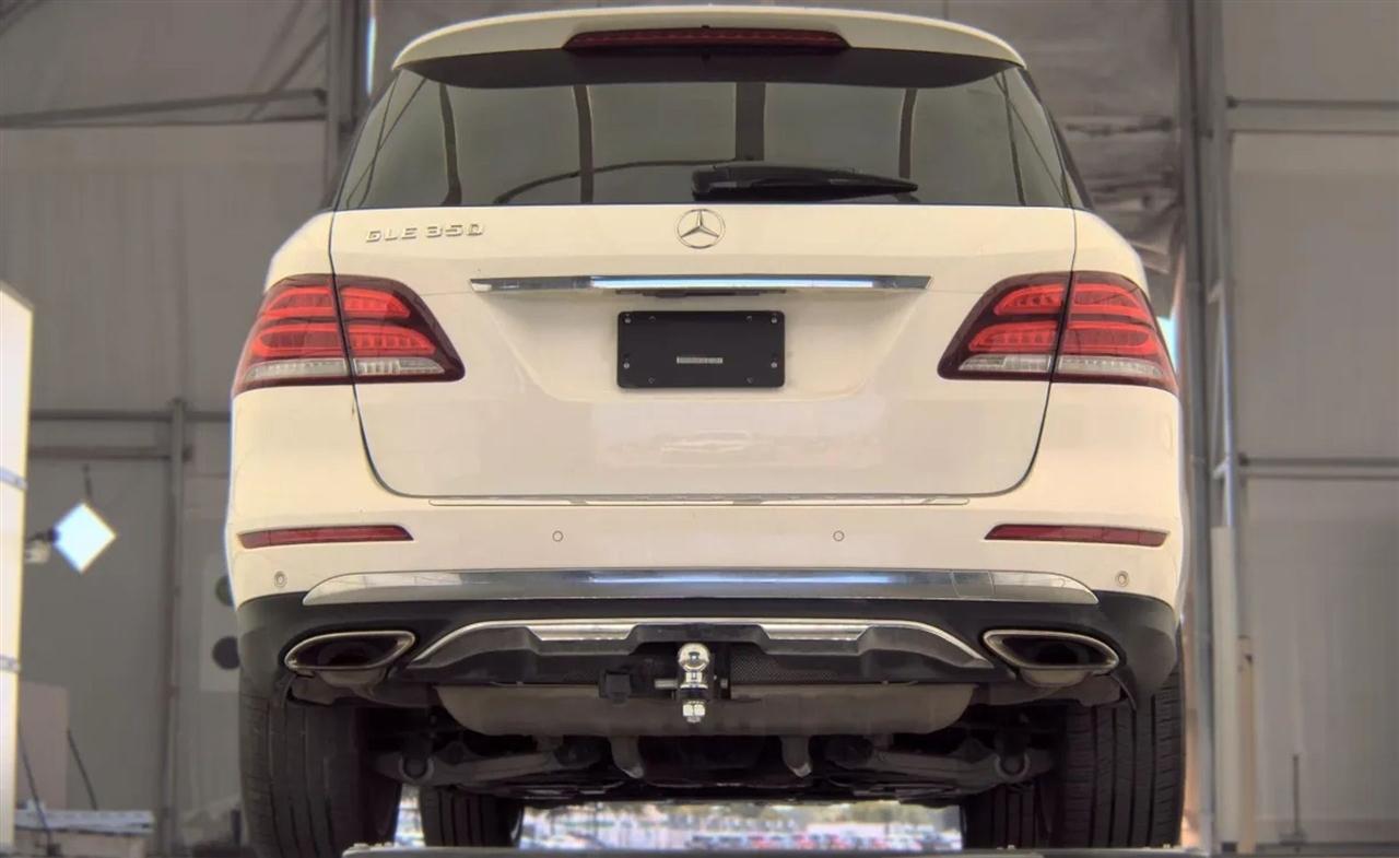Mercedes-Benz GLE-Class  2016