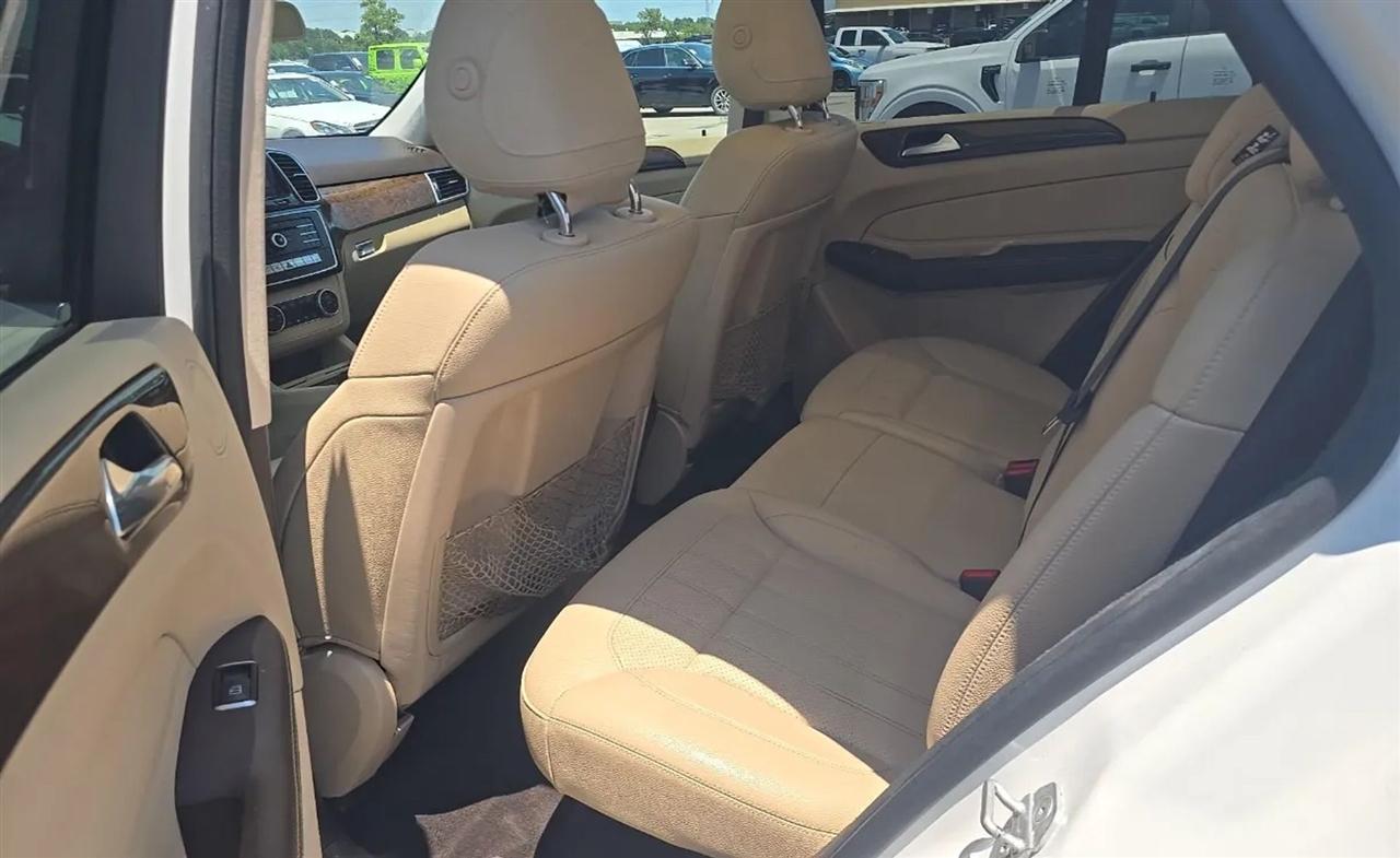 Mercedes-Benz GLE-Class  2016