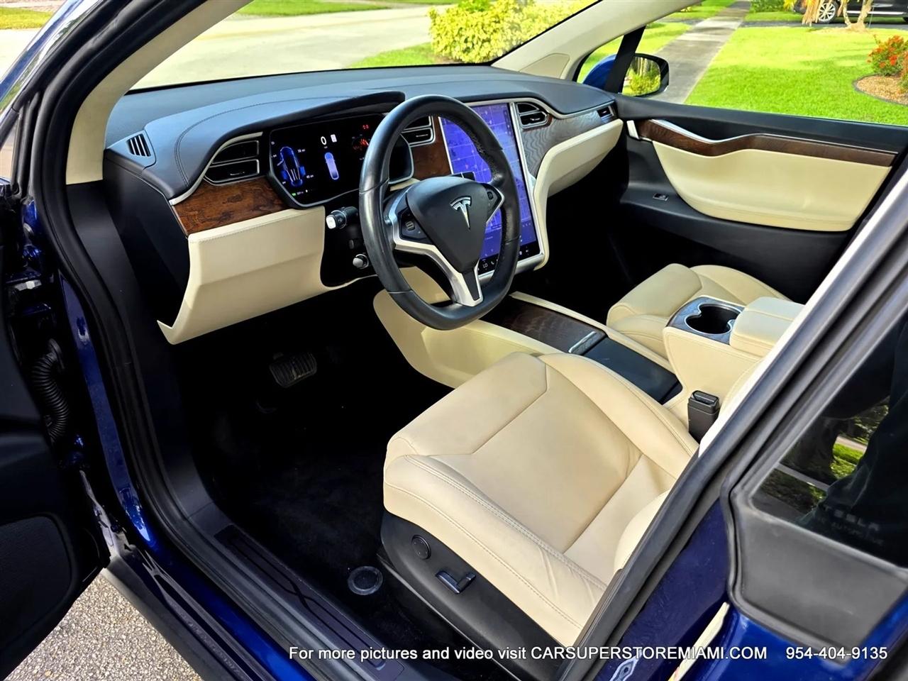 Tesla Model X  2017