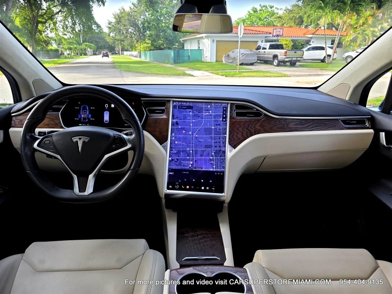 Tesla Model X  2017