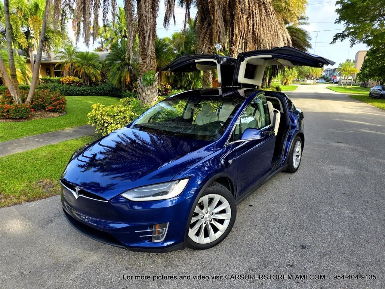 Tesla Model X  2017