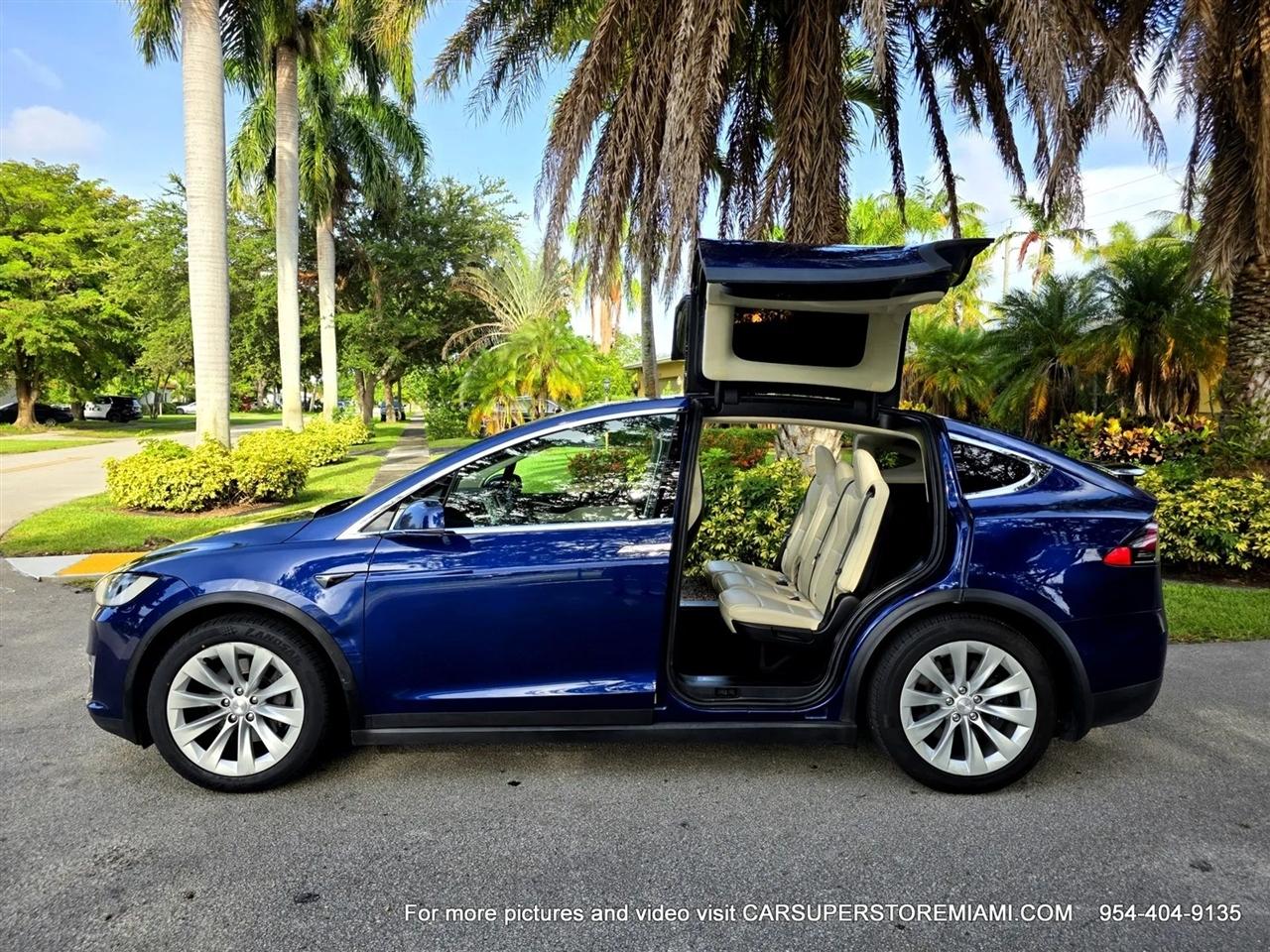 Tesla Model X  2017