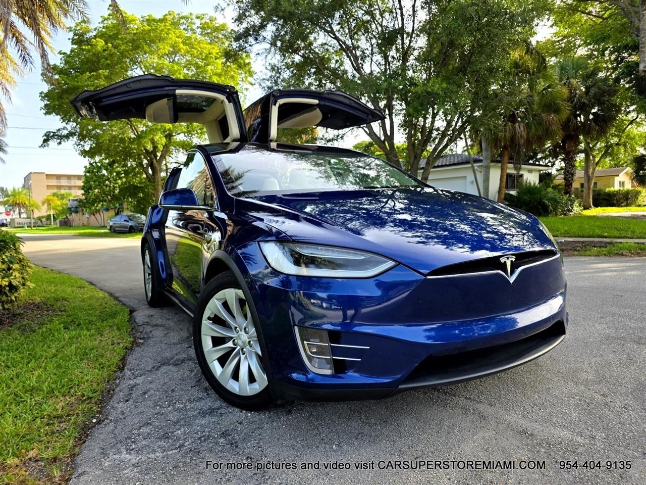 Tesla Model X  2017