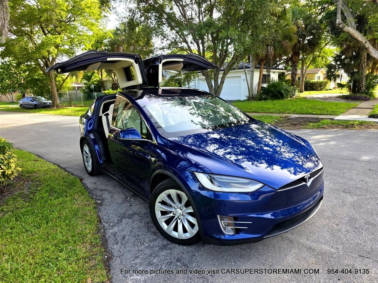 Tesla Model X  2017