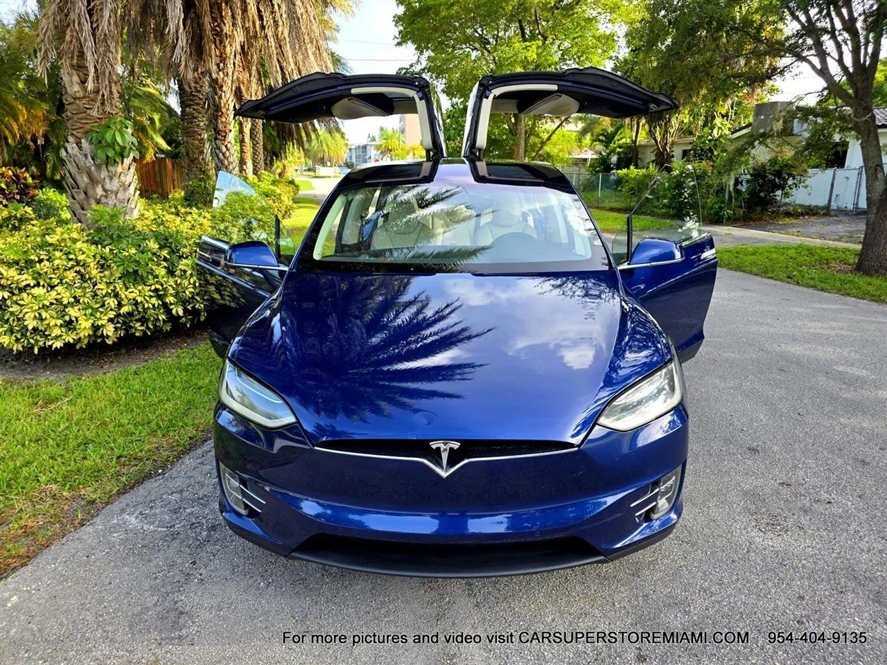 Tesla Model X  2017