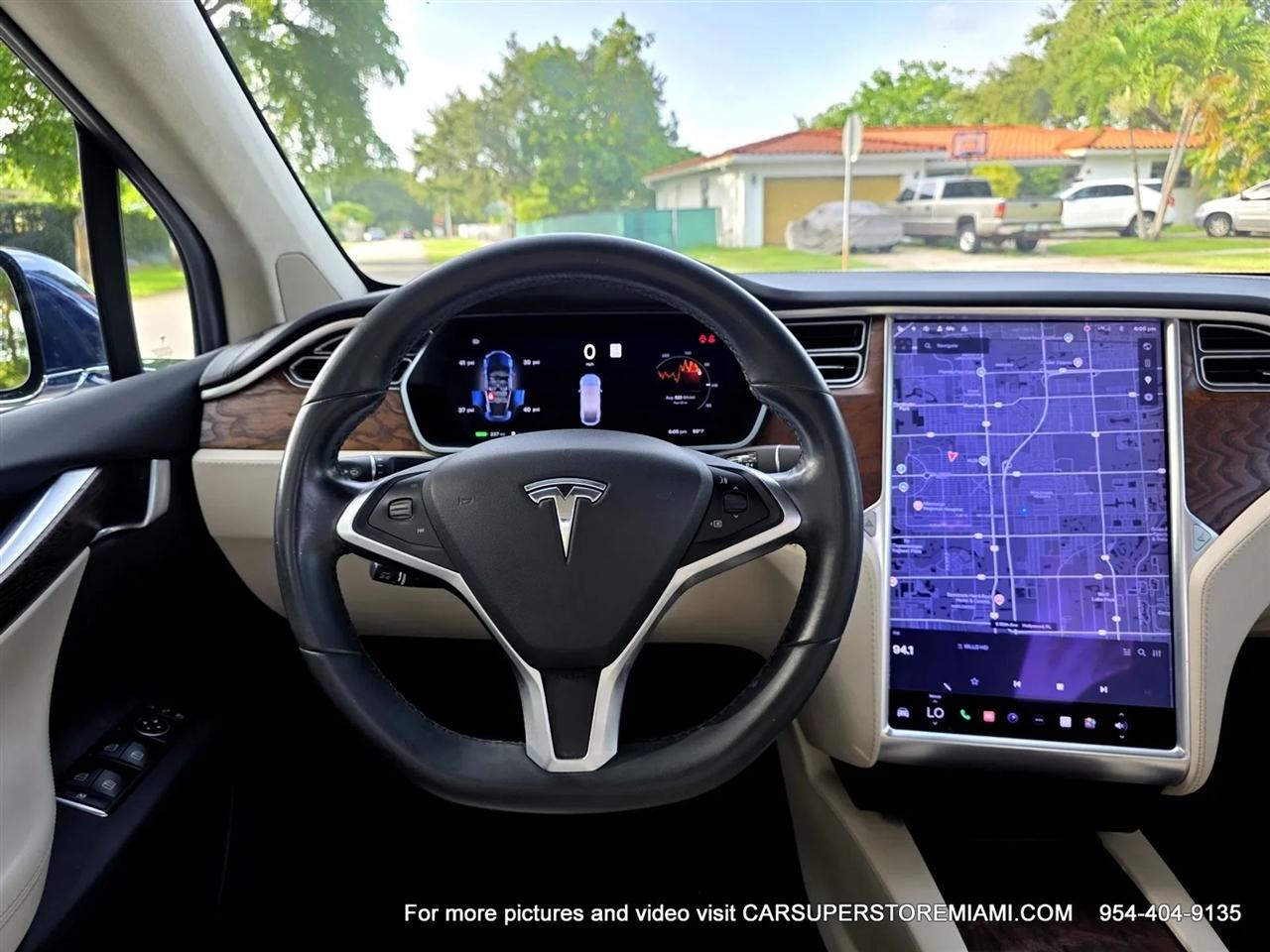 Tesla Model X  2017
