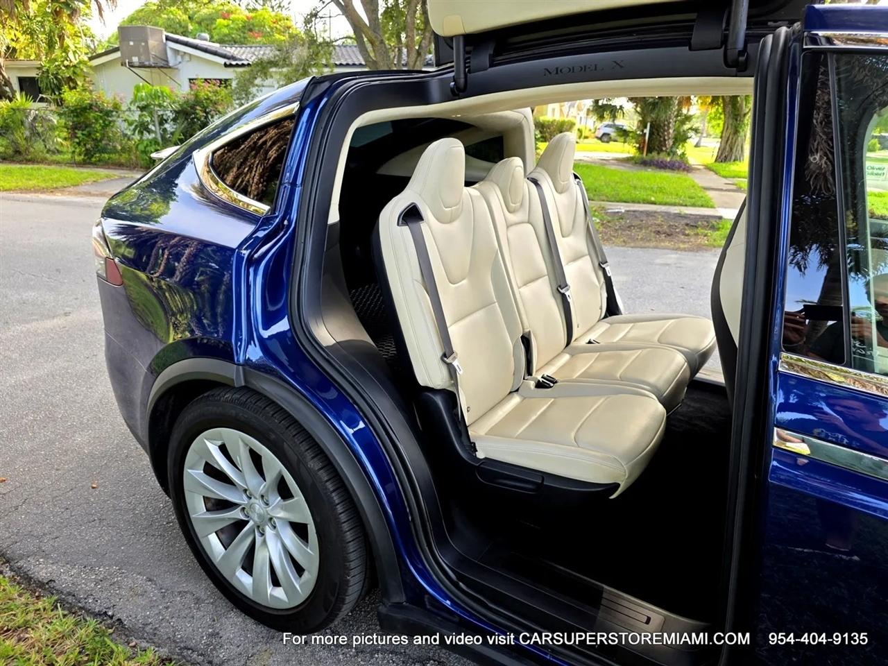Tesla Model X  2017