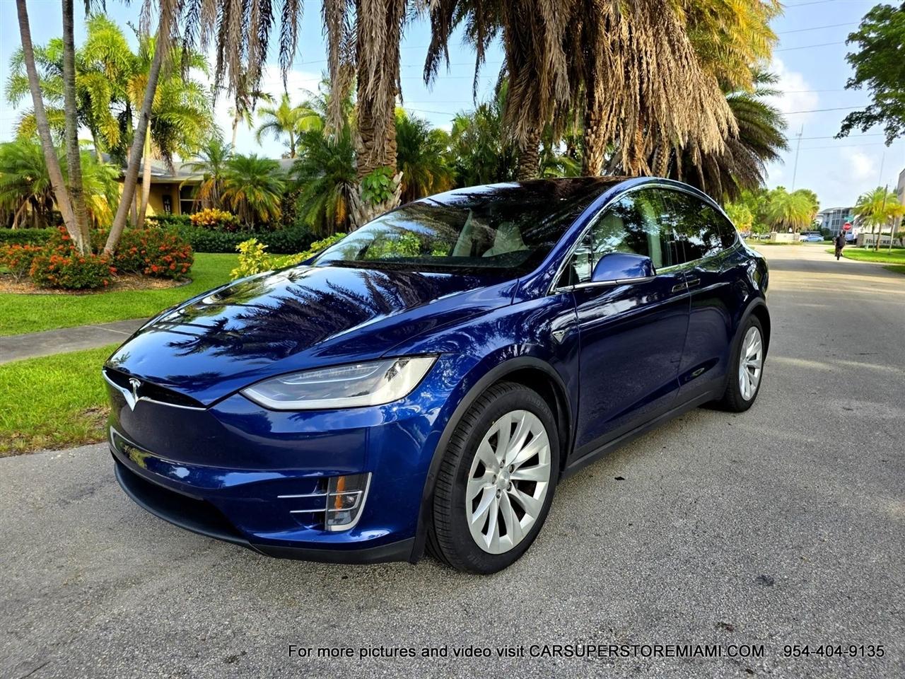 Tesla Model X  2017