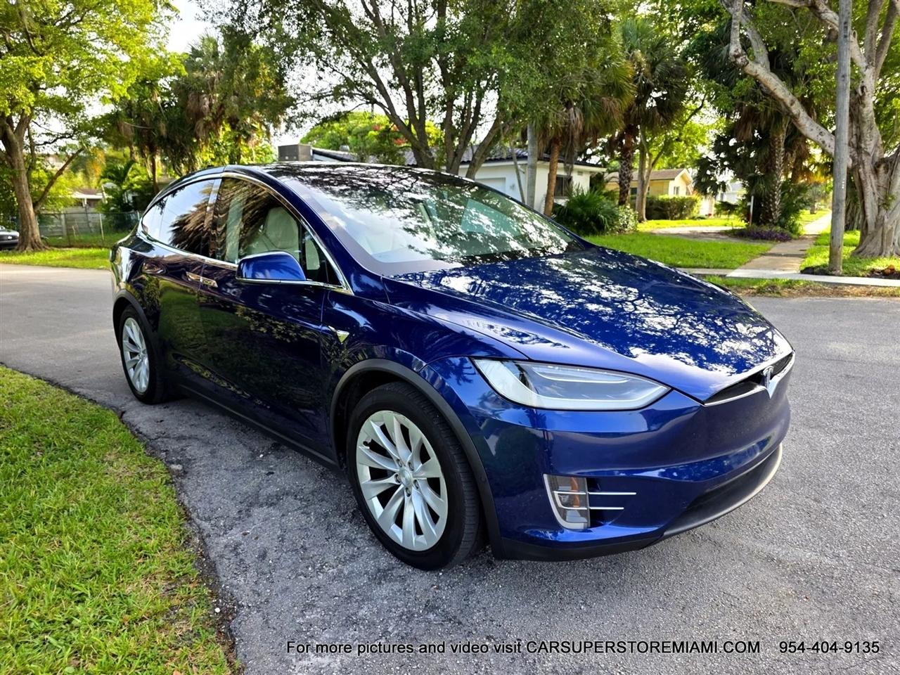 Tesla Model X  2017