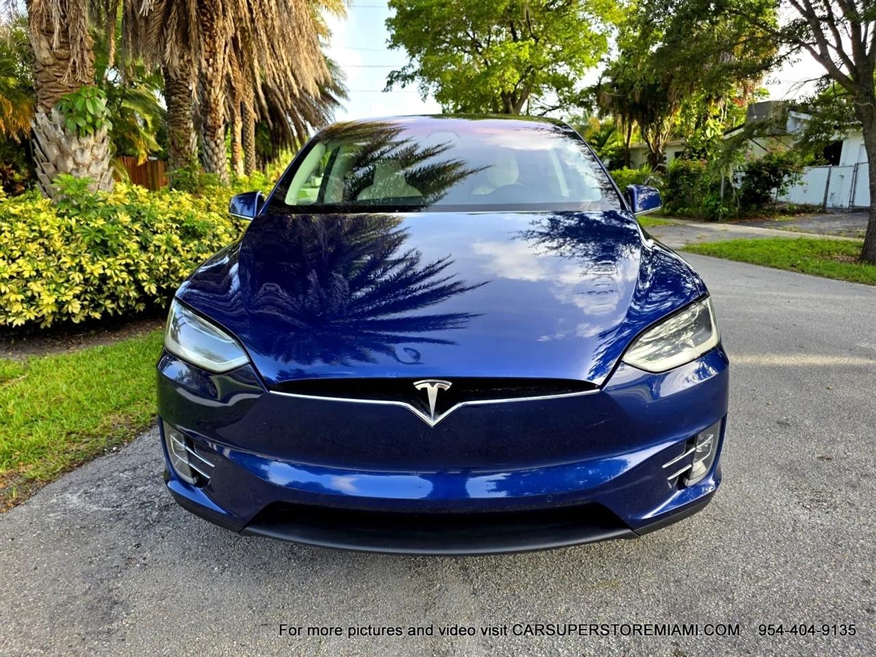 Tesla Model X  2017