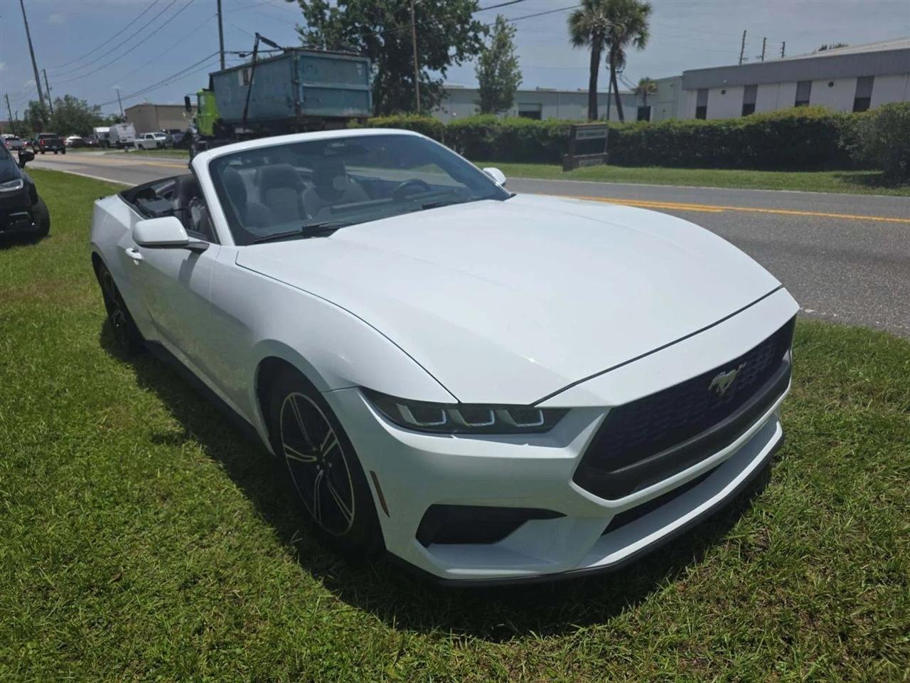 Ford Mustang  2024