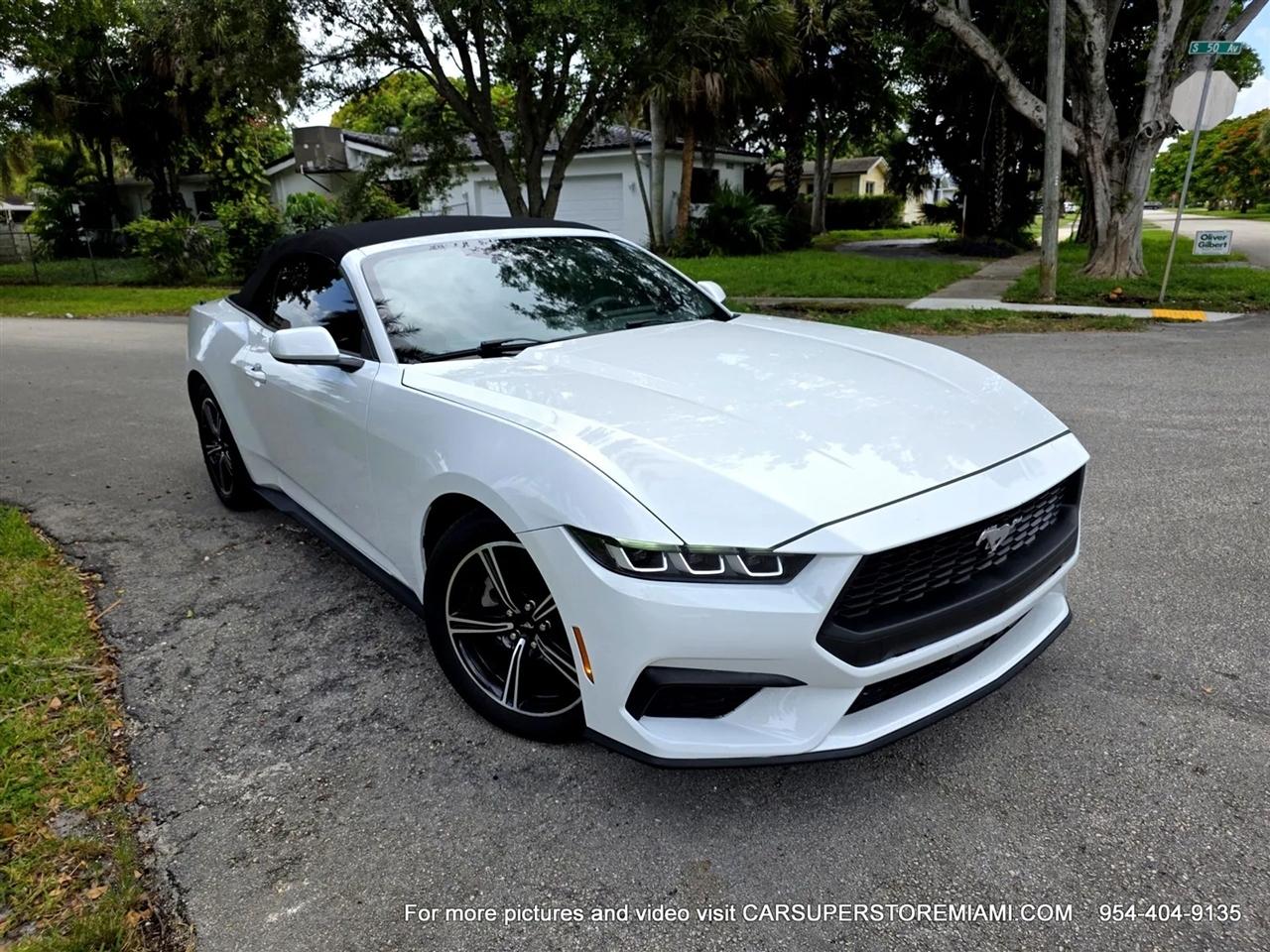 Ford Mustang  2024