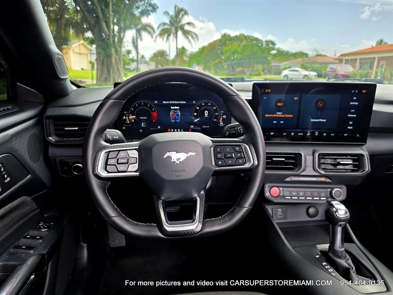 Ford Mustang  2024