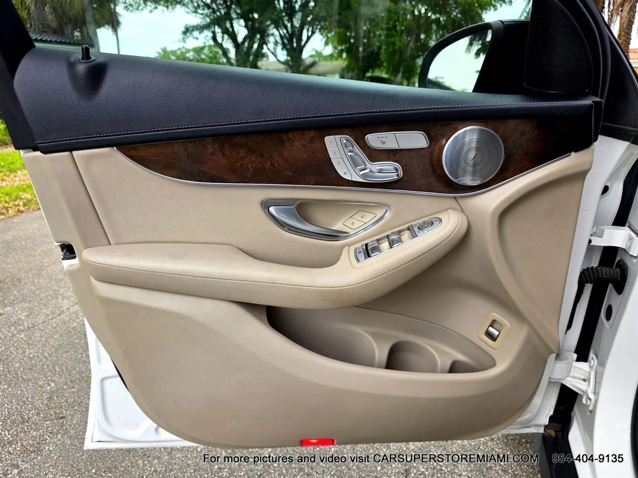 Mercedes-Benz GLC-Class  2017