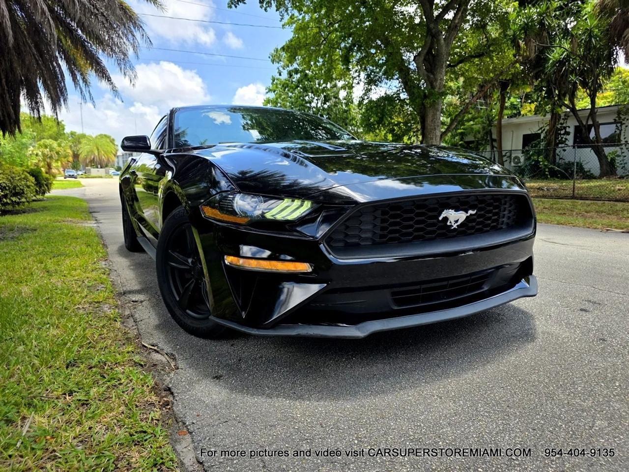 Ford Mustang  2021